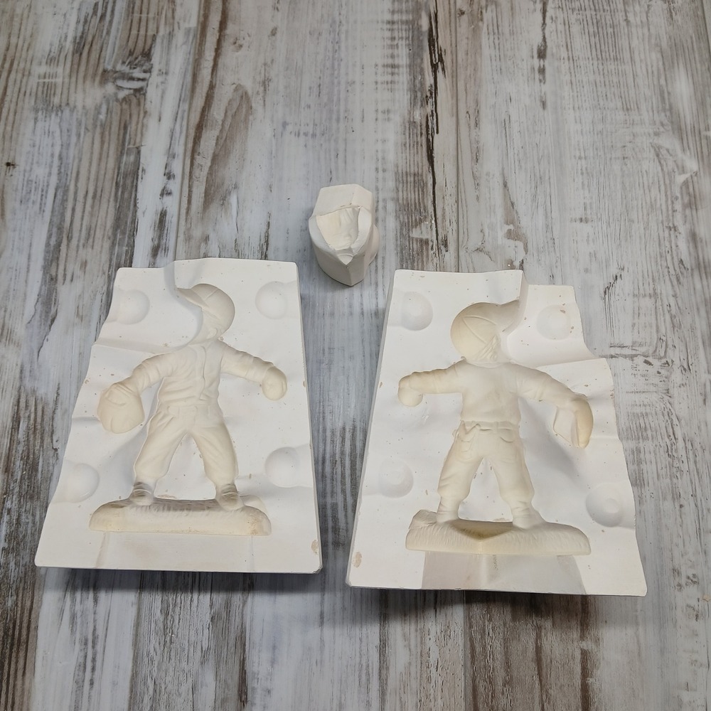 Albertas‎ Ceramic Mold A-568 Baseball Pitcher Boy Figurine Slip Casting Vintage